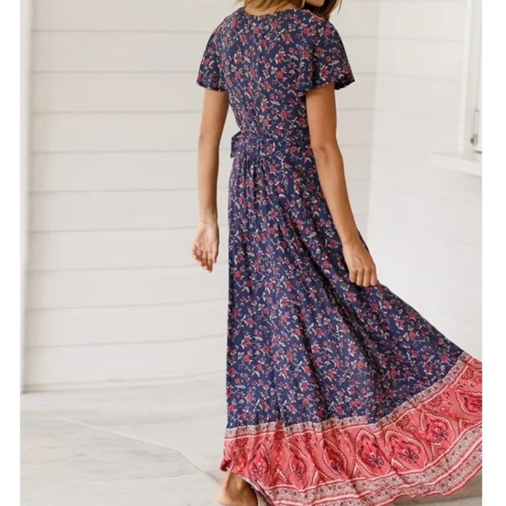 Vivimos maxi dress floral BOHO size M 8 to 10 NWT